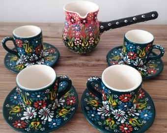 Ensemble de tasses à expresso et soucoupes en céramique turques avec pot, cafetière turque en céramique et 4 tasses Cadeau unique pour elle, amateurs de tasses à expresso