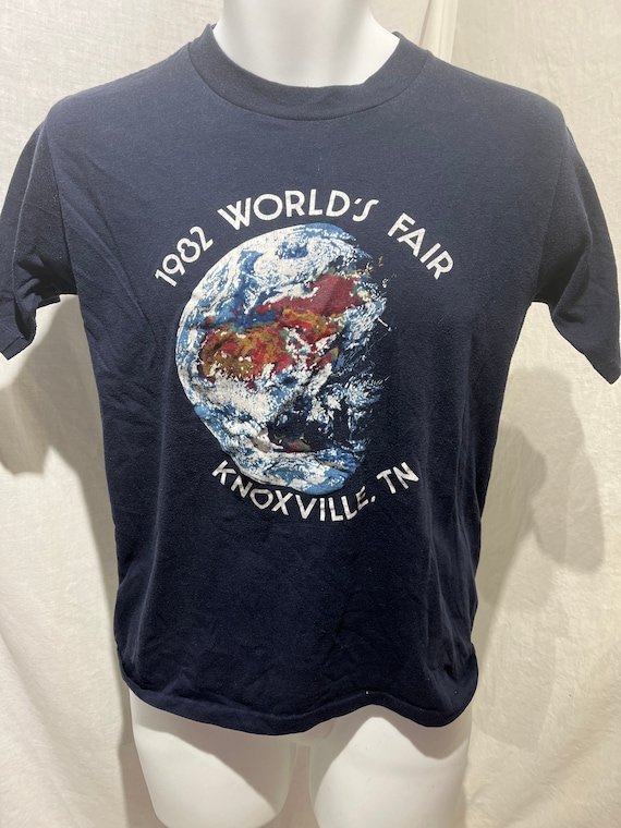 Vintage 1983 Worlds Fair t-shirt, Size M - image 1