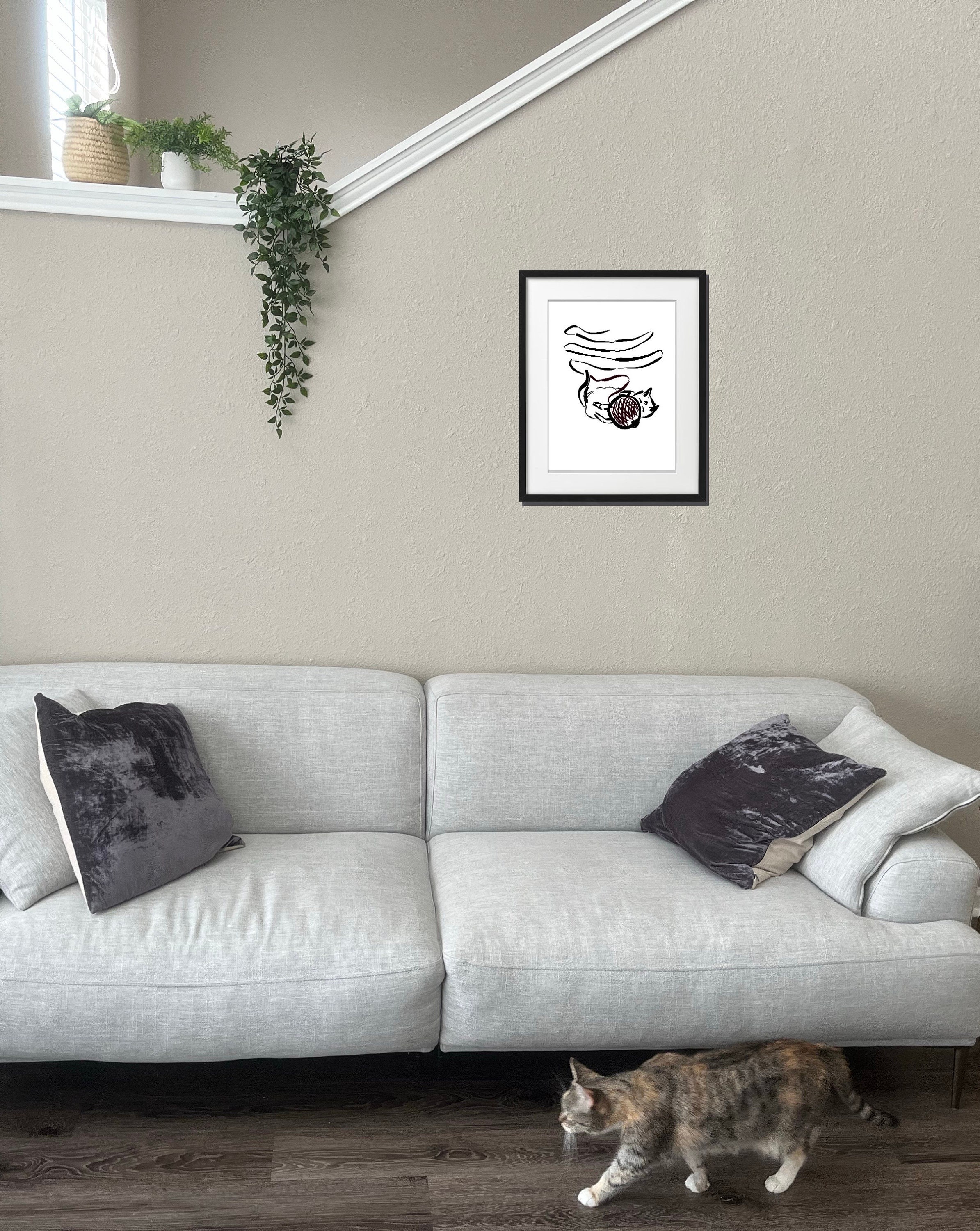 Minimalist Black and White Line Drawing of Cat and a Ball of Yarn ...