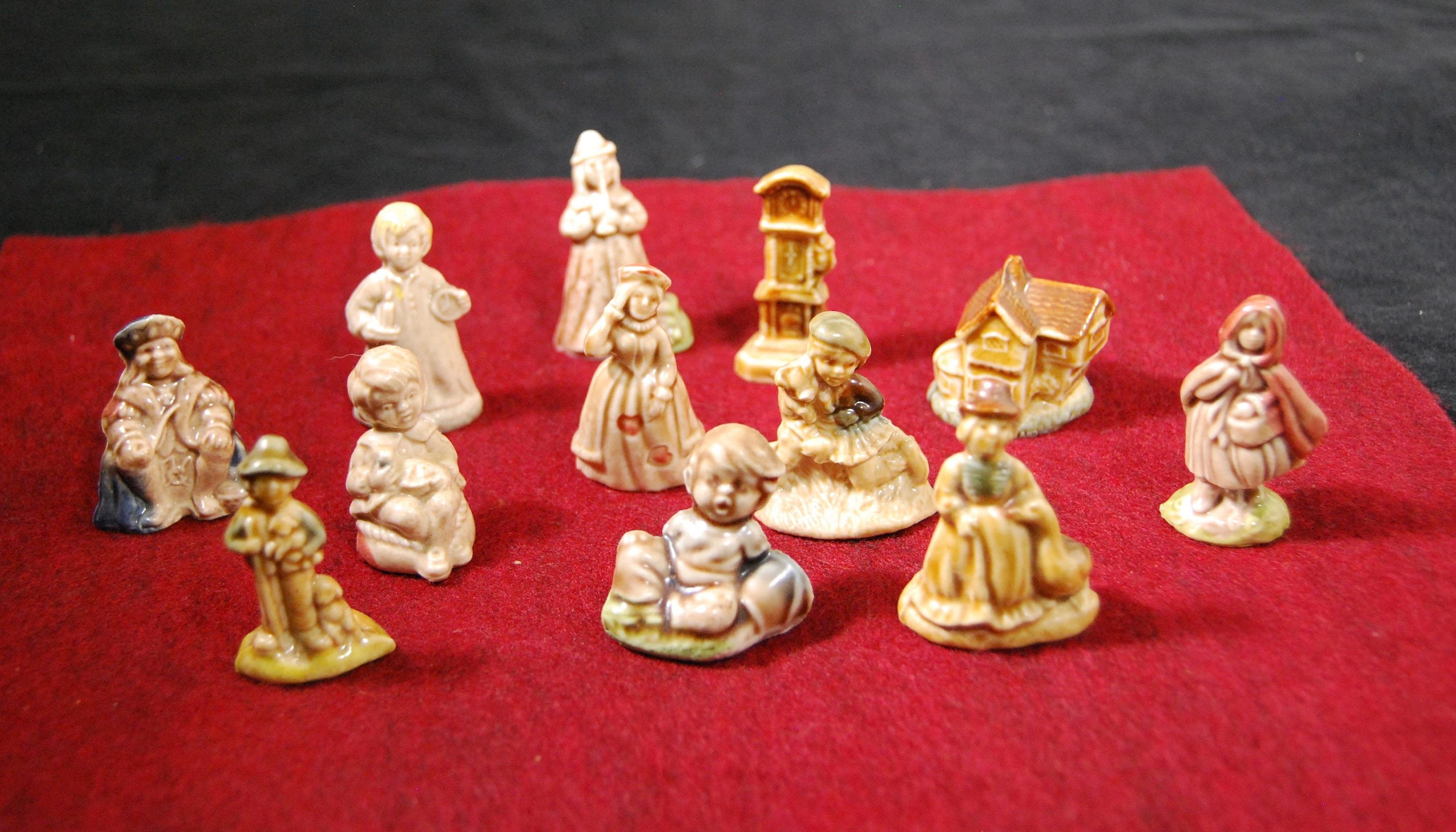Wade Nursery Rhyme Figurines - x6dcf53