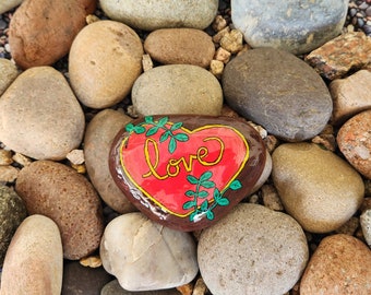 Heart Love Stone.  Arizona River rock Valentines Stone - Stone by Reagan