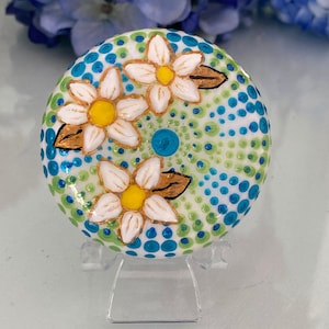 Clear Acrylic Rock Display Stand: Tworockinladies Stone Accessory