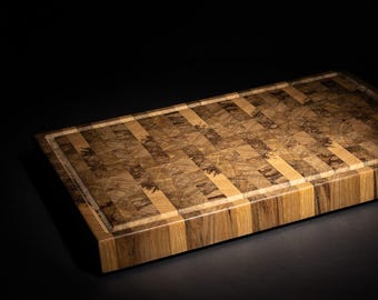 Tagliere in legno di Limba nero inciso al laser da 20 x 13 x 1,75 pollici