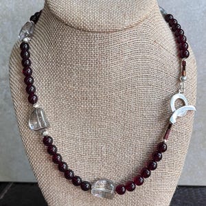Red beaded necklace, dark red necklace, red statement necklace, chunky red necklace, ruby red glass necklace, dark red necklace