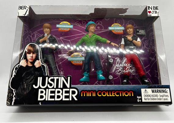 Justin Bieber Mini Collection Figurines by Bravado - 2011 - New in Box - Tracked Shipping
