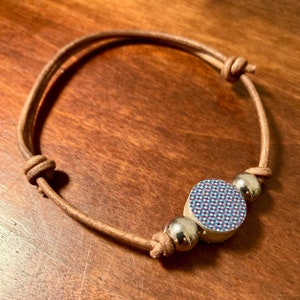 3D – Upcycled Snowboard Bead Slide Knot Bracelet
