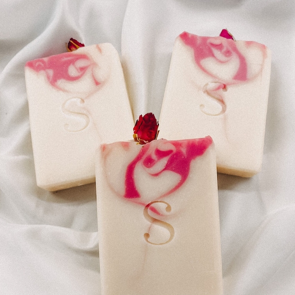 Rose Soap | Noble, soothing and gentle.