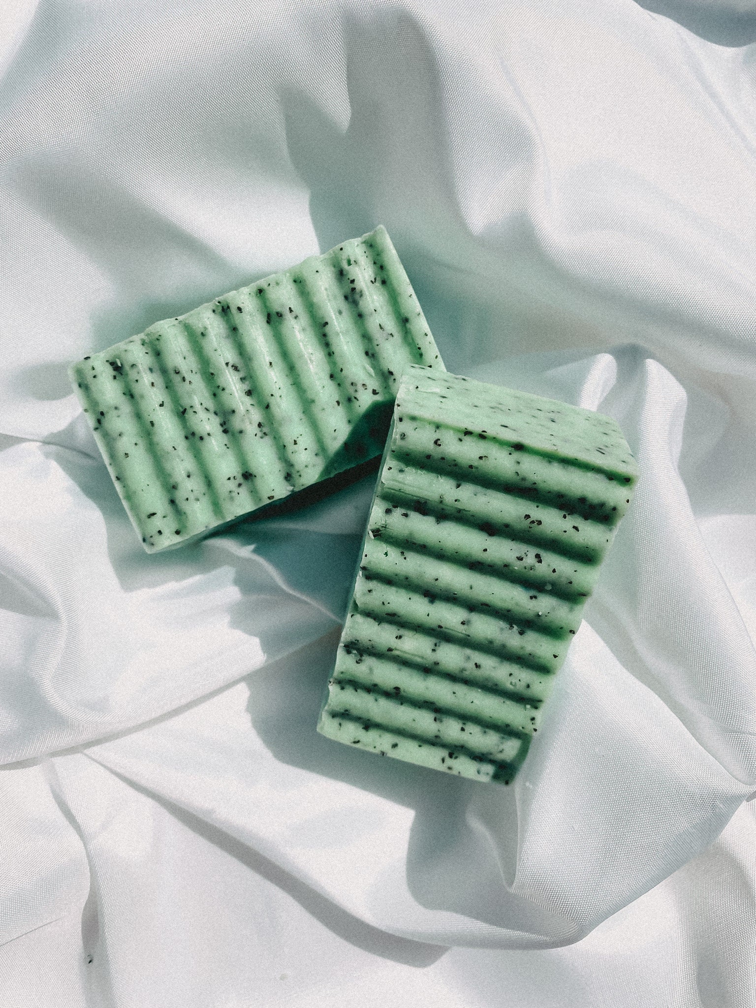 Peeling soap with poppy seeds | For soft & well-cared skin.