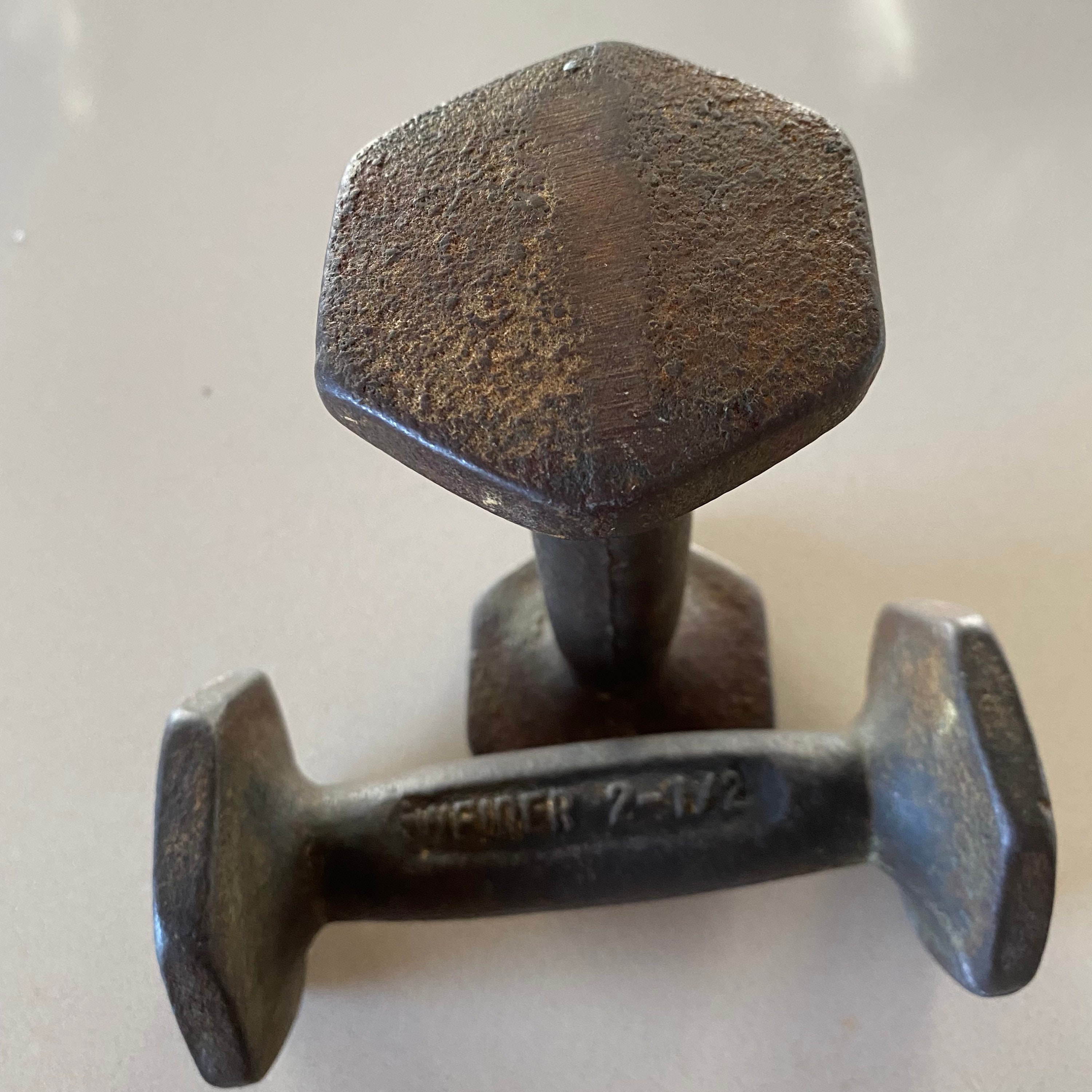 Vintage Pair Weider Cast Iron Hand Weights Dumbbells Hex Flat Head 2 1/