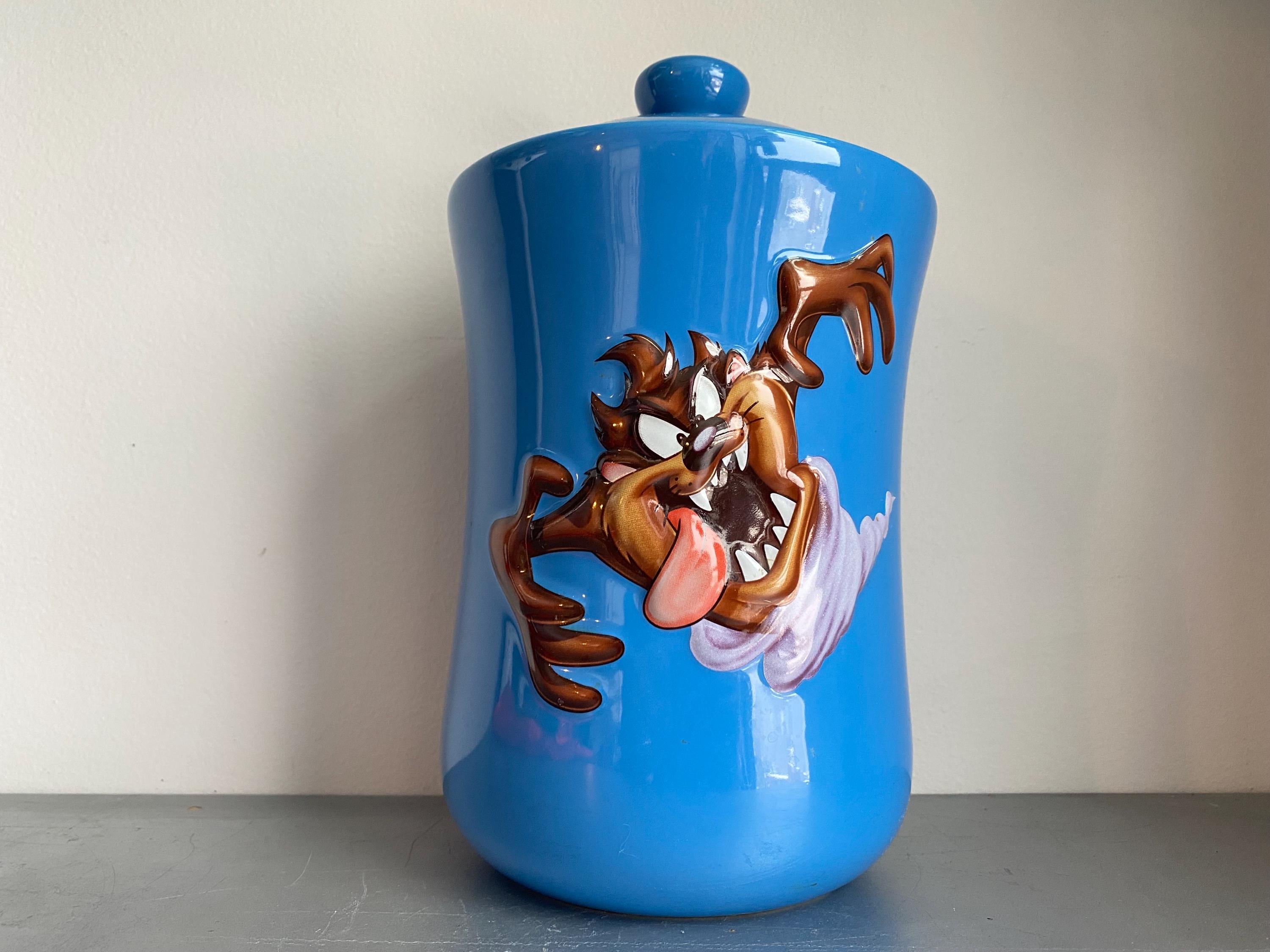 680 Looney Tunes タズマニアンデビル クッキージャー 陶器製 WB Looney Tunes Taz Tazmanian Devil 3D Blue Ceramic Cookie Storage