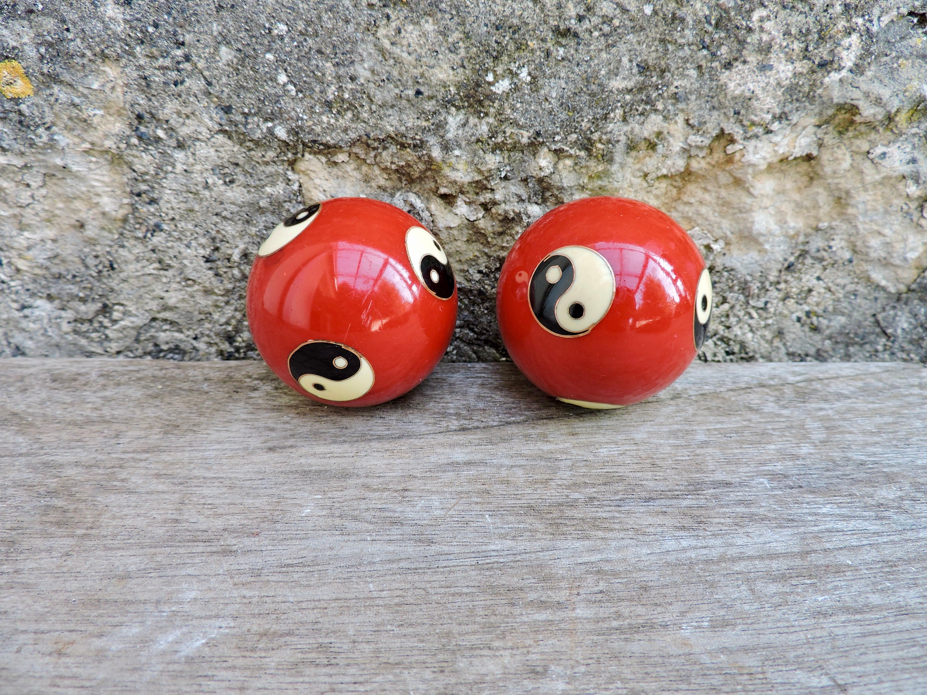 Set of Vintage Chinese Qigong Balls in Presentation Box, Baoding Balls