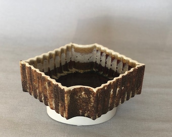 YAMASAN Ikebana ceramic planter / flower vase Japanese pottery Mid Century modern - Eames Era Architectural flower pot