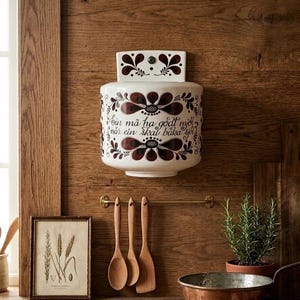 Vintage Figgjo Flint Frøya Wall Mountable Flour Cellar | Turi Gramstad Oliver Roy-Design | Mid-Century Norwegian Ceramic Flour Jar