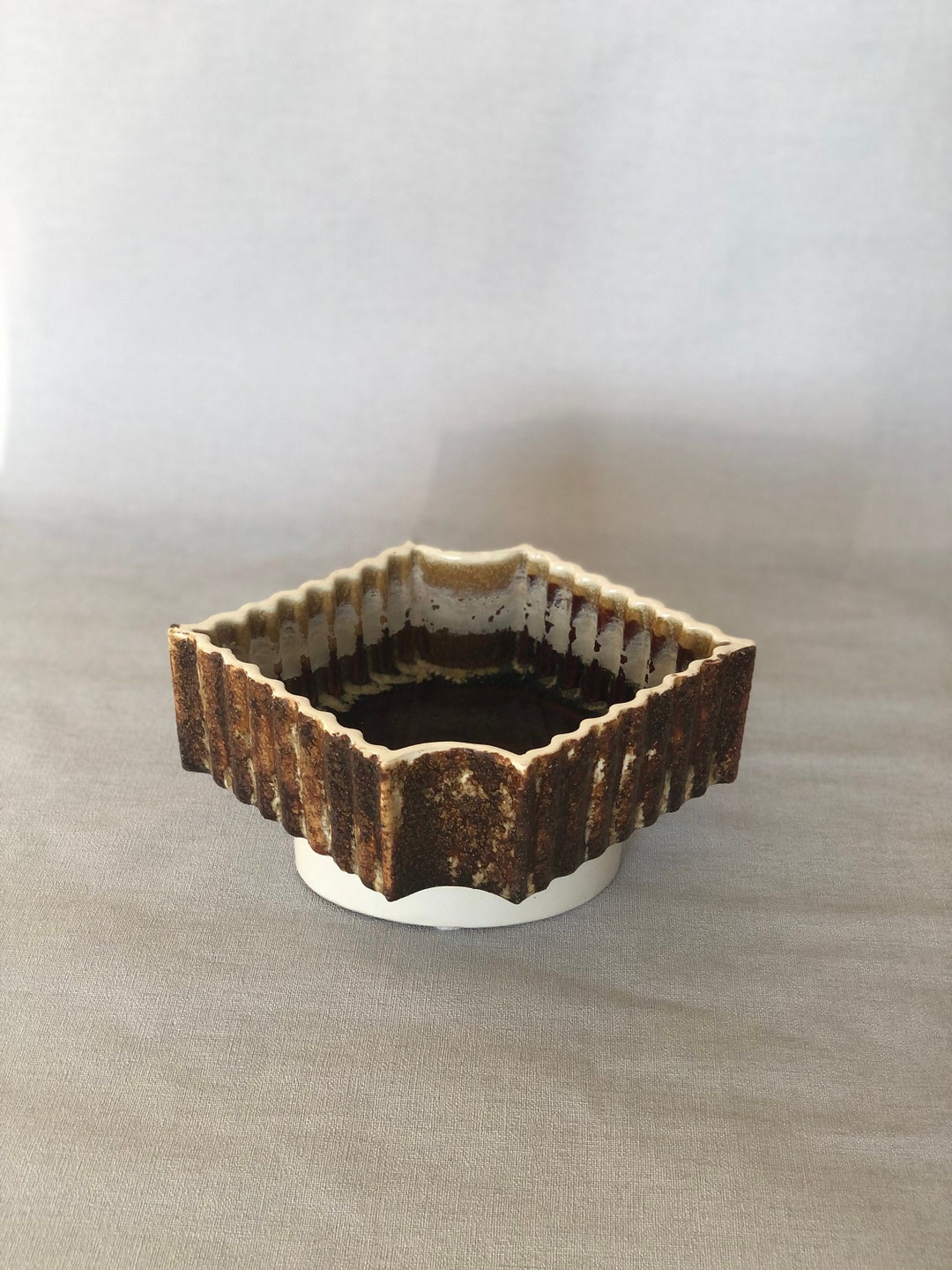 YAMASAN Ikebana Ceramic Planter / Flower Vase Japanese Pottery Mid