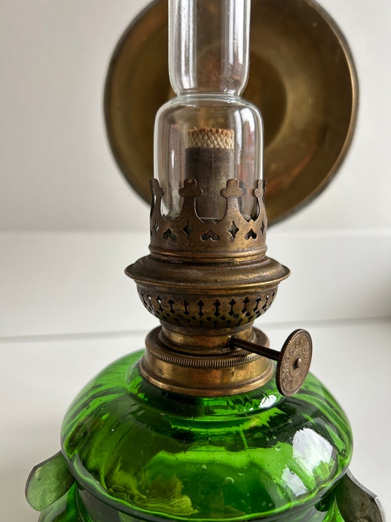 Antique Kosmos Brenner Emerald Green Glass Oil Lamp With Brass