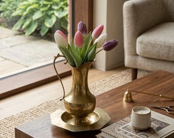 Vintage Messing Krug und Tablett Set | Bauernhaus Dekor Messing Krug | Cottagecore Vase | Rustikaler Hauptakzent