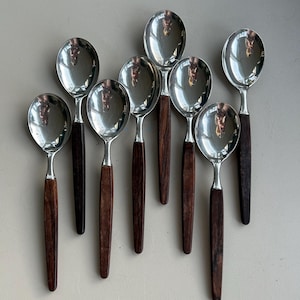 Vintage Danish Modern Edelstahl und Teak Löffel Set mit 8 - Mid-Century Modern Besteck