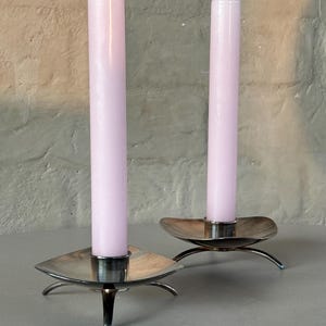 Candelabro danés moderno bañado en plata: Carl Cohr ATLA, 1959