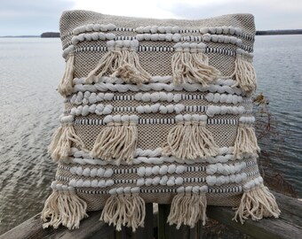 Cushion cover, tassel cushion, cream pillow, bohemian cushion, bohemian pillow, tufted cushion, fringe Pillow
