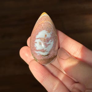 Pink Sea Jasper Tear Drop Carving Pocket Stone - 31g