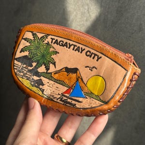Philippinen Tagaytay City Leder Geldbörse mit Gratis Mystery Crystal im Inneren! Handgefertigt in den Philippinen / Einzigartiges Geschenk / Souvenir