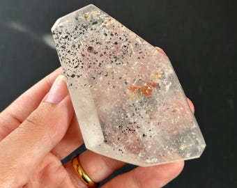 デンドリティッククォーツフリーフォーム：酸化鉄入りゴールデン