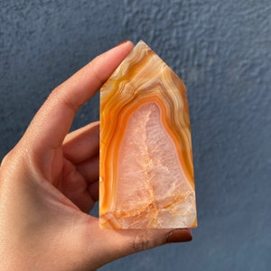 Small Orange Banded Quartzy Carnelian Tower