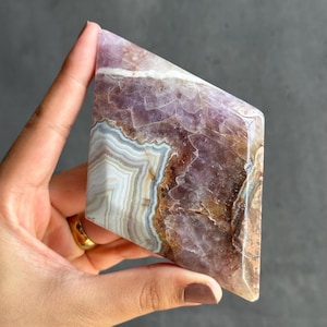 Faceted Amethyst Diamond Shape Carving