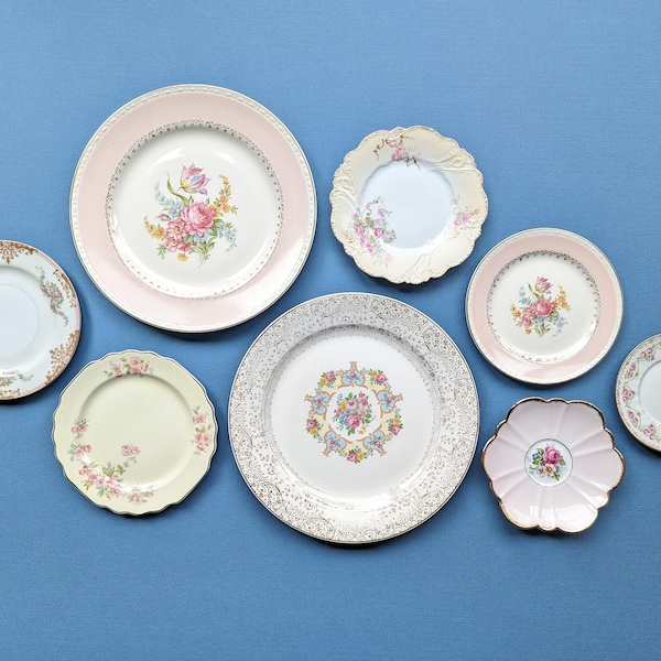 Vintage Soft Pastel Pink Plate Wall Collection, Farmhouse Wall Decor Plate Display, Cottage Mismatched Plates, Pink Rose Gallery Wall Plates