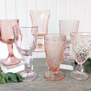 Set of 6 Mismatched Pink Glass Water Goblets, Boho Blush Wedding Goblets, Soft Pink Shabby Chic Glasses, Bridal Brunch Goblets, Retro Bar