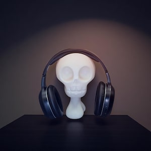 Headphone Stand Skull Bust, 3D Printed Gothic Gamer Desk Decor