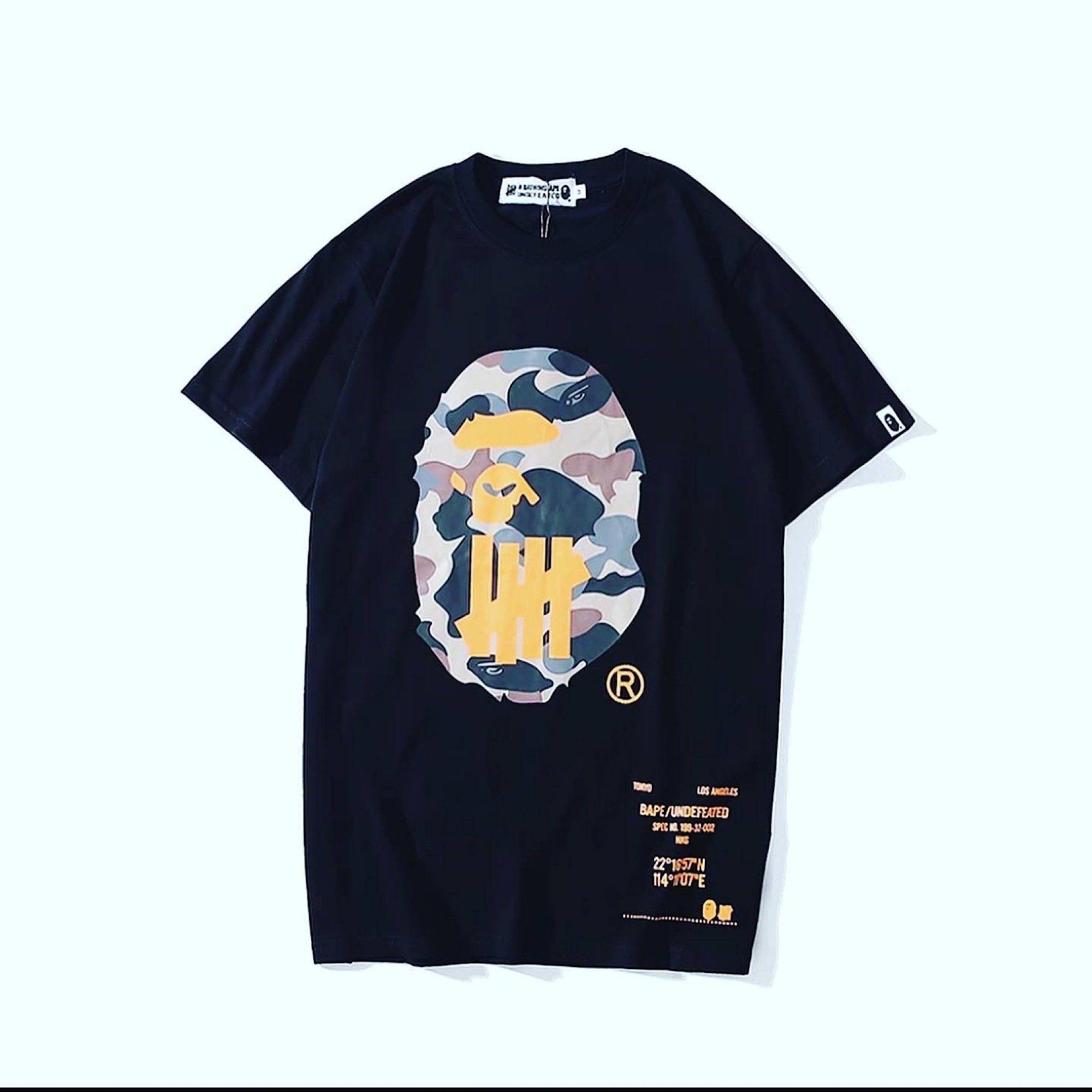 A Bathing Ape X Undefeated T-Shirt 多様な APE Tシャツ ×UNDEFEATED Tシャツ/カットソー(半袖/袖なし)