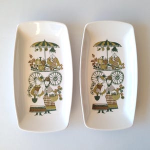 Prostokątny talerz do serwowania „Market” marki Figgjo – skandynawski design z lat 60. XX wieku
