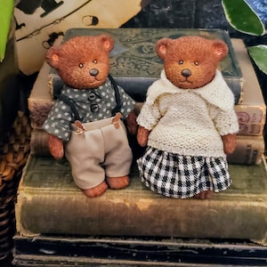 Vintage Teddy Bear Collectible Figurine, Russ Teddy Town Doll, 1980&#39;s Toy, Retro Farmhouse Decor, Christmas Family Friend Child Gift