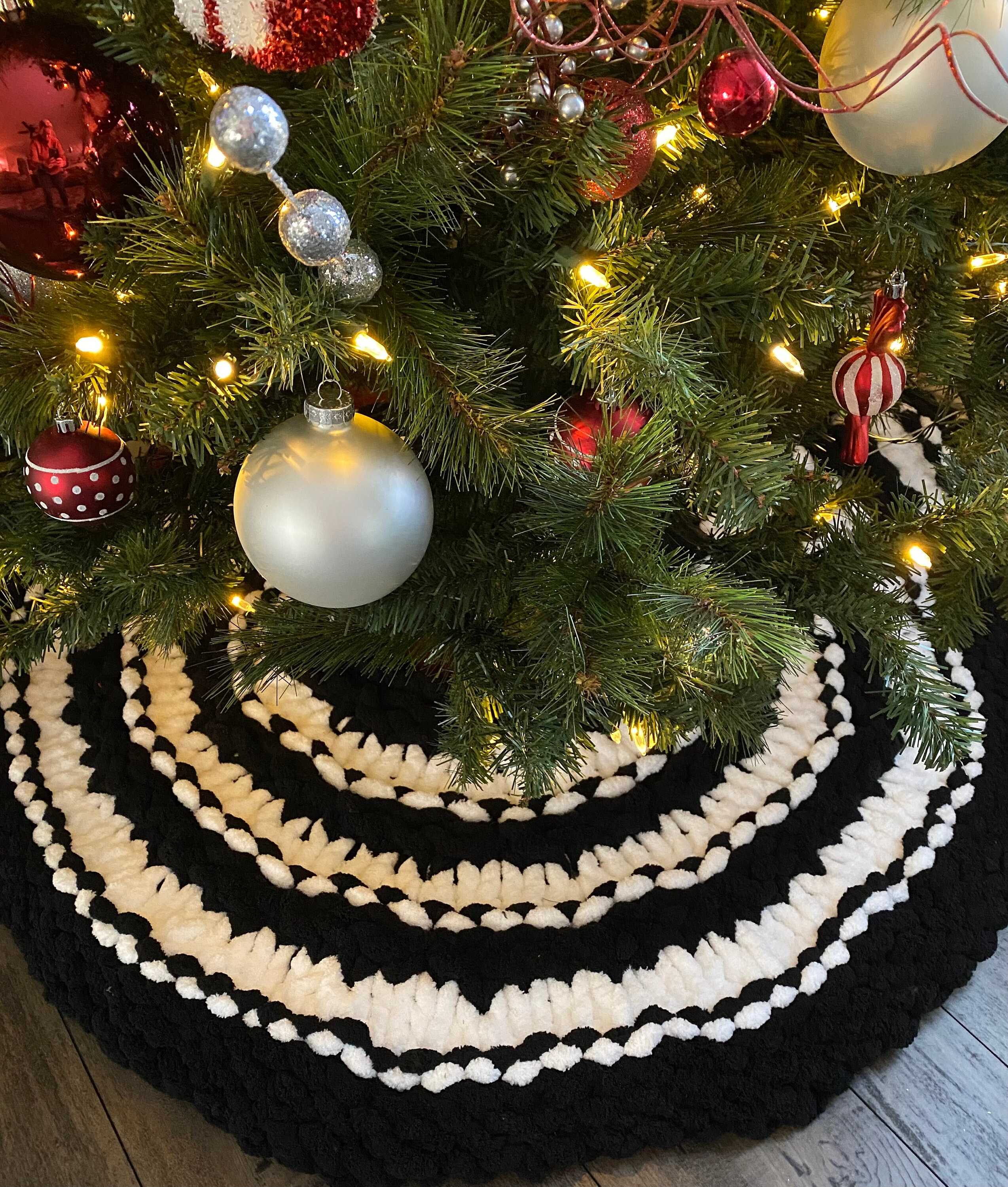 Chunky Knit Tree Skirts/chenille Tree Skirts/tree Skirt Etsy