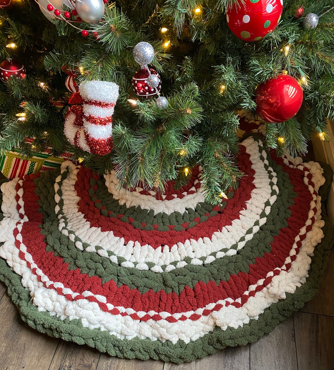 Chunky Knit Tree Skirts/chenille Tree Skirts/tree Skirt Etsy