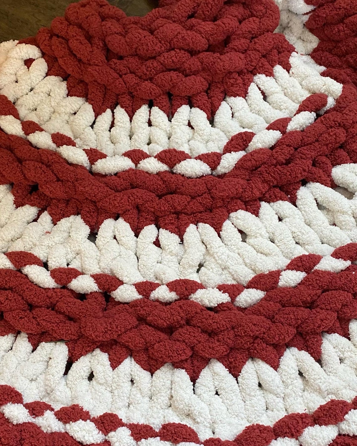 Chunky Knit Tree Skirts/chenille Tree Skirts/tree Skirt Etsy
