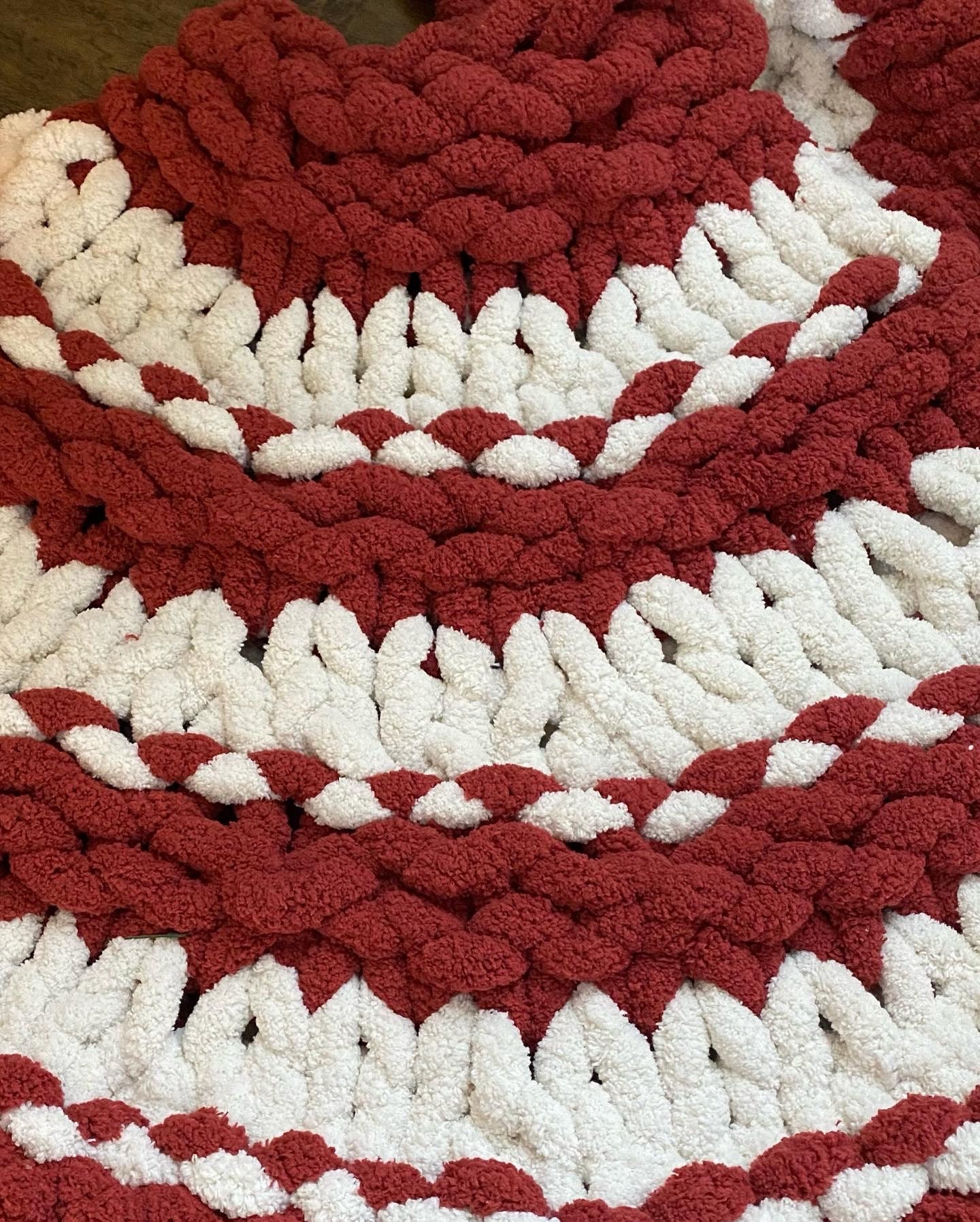 Chunky Knit Tree Skirts/chenille Tree Skirts/tree Skirt Etsy