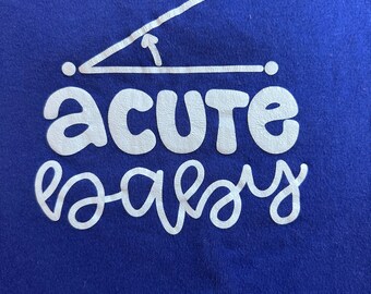 Mono de bebé bonito