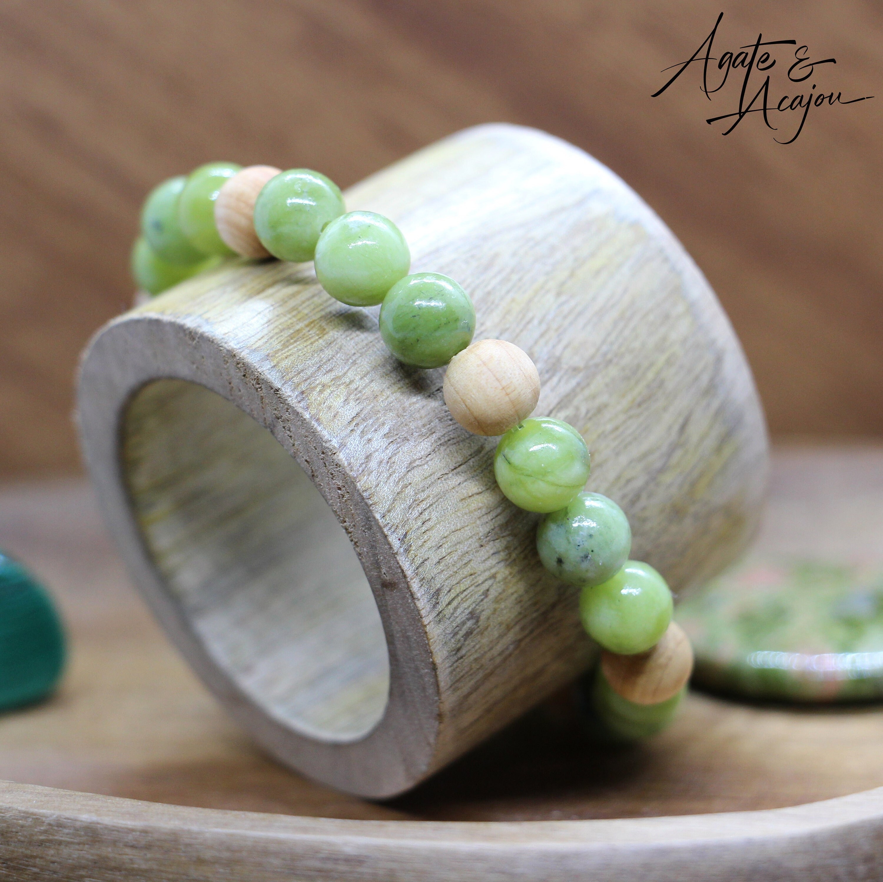 Bracelet Extensible Vintage - Perles Vert Marbré Et Bois Naturel, Taille 37, Occasion Très Bon État