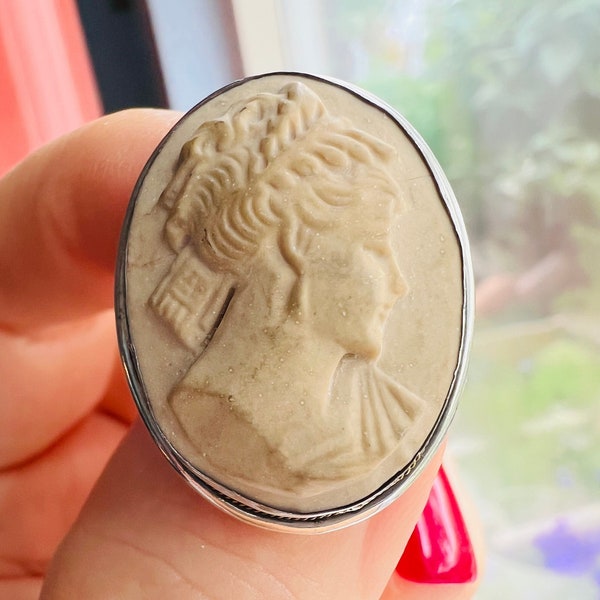 Antique Lava Cameo Sterling Silver brooch / pendant. Grand Tour jewelry. Torre del Greco Lava Cameo. Lava cameo brooch. Early 20th century