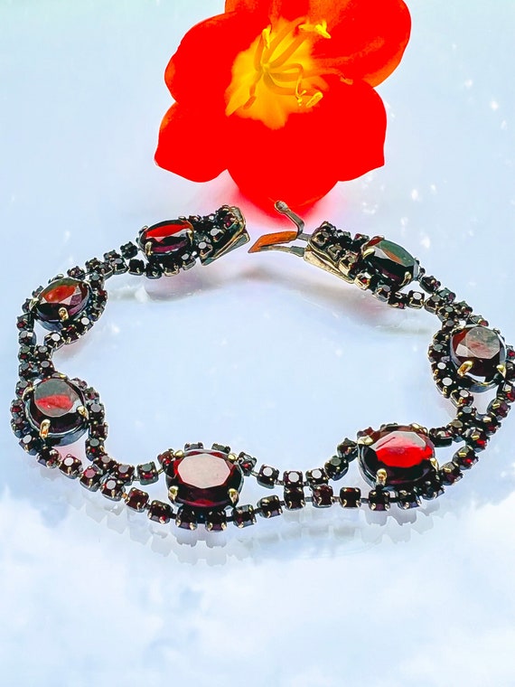 Natural stones gold bracelet - Antique citrine bracelet - Coral bracelet -  Bijouxbaume