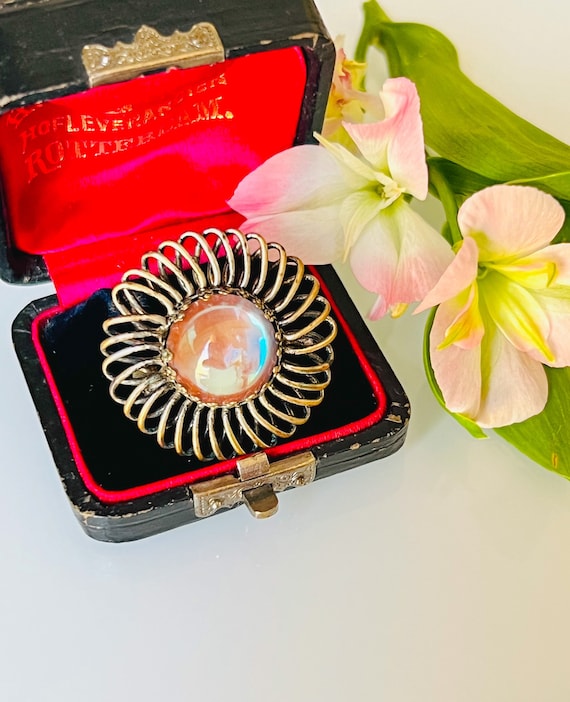 Saphiret Brooch. Echte Saphiret. Glass Strass. Vintage Brooch With 