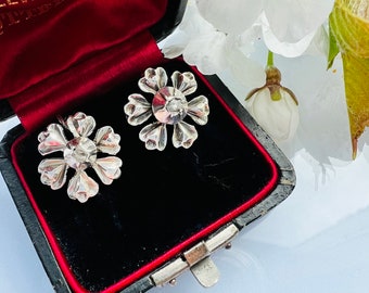 Antique Victorian Diamond Earrings. Earrings set with diamonds. Flower Earrings. 19th century.