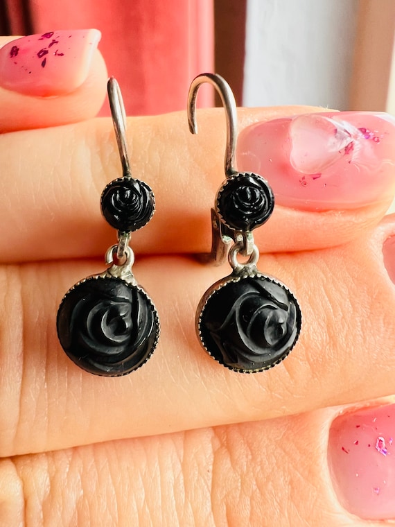 Victorian Mourning Whitby Jet Earrings set in Ste… - image 4