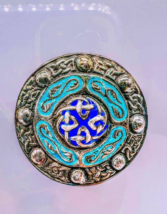 superbe broche tete de tigre métal doré émaillé noir & strass