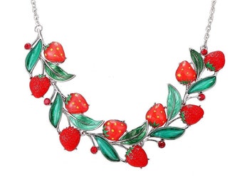 Collier Fraise en laiton et résine pour femme - Selia