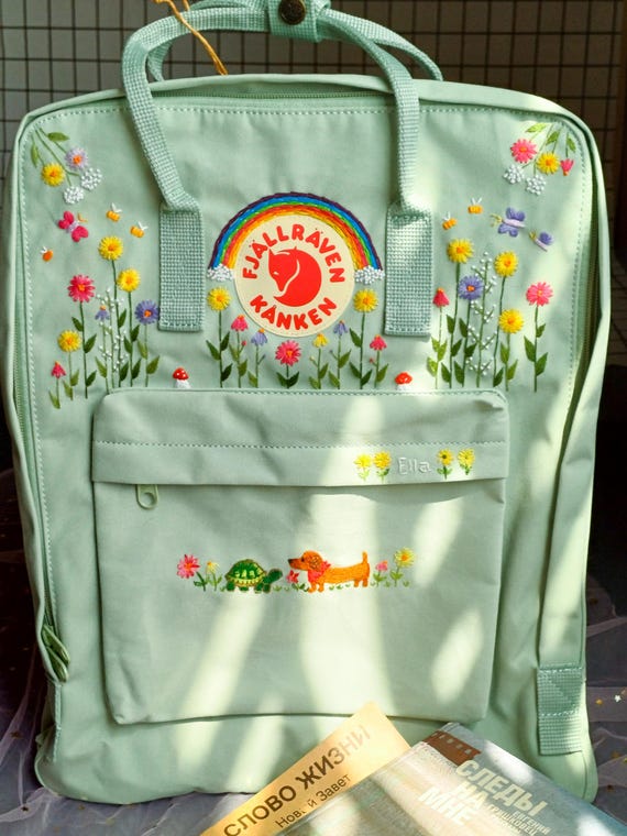 Hand Embroidery on Fjallraven Kanken Backpack With Flowers  display picture 3