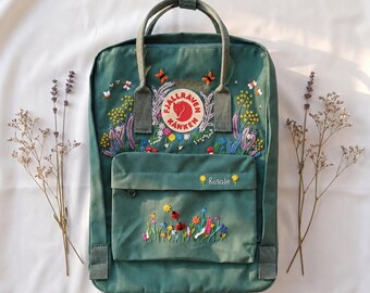 Fjallraven Kanken Backpack Embroidered Dandelion, Lavender