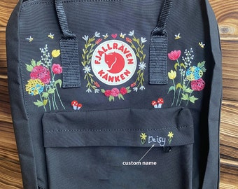 Fjallraven kanken backpack embroidered hydrangea, Hydrangea embroidery on Fjallraven Kanken Backpacks, Embroidered hydrangea